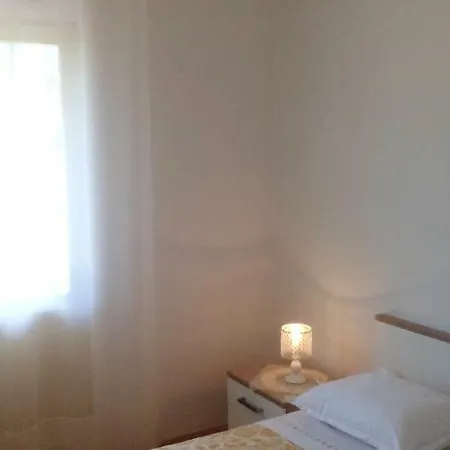 Groundfloor דירה